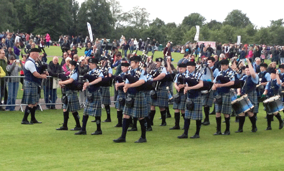 The well-taught boys and girls of Ross & Cromarty Pipes & Drums School led by P/M Niall Matheson. No prize for the band this year but they all enjoyed their day